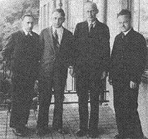 El equipo de letonia con Feigins, Petrovs, Apsienicks y Hazenfuss